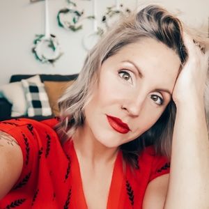 Meet your Posher, Angela